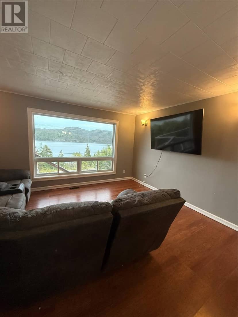 155 Main Road W, Woody Point, photo 3