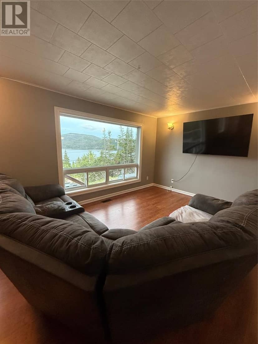 155 Main Road W, Woody Point, photo 4