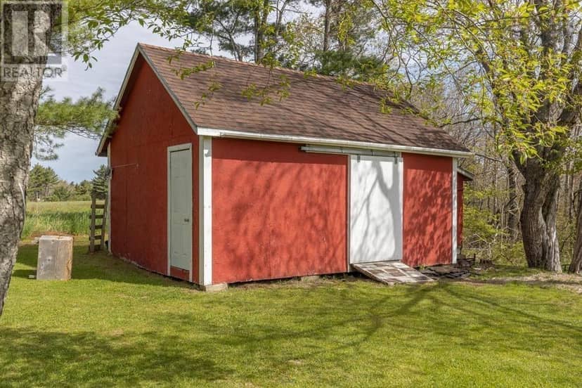 1256 Upper Clyde Road — photo 7 of 32