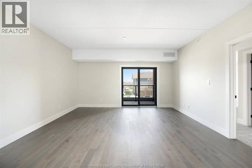 2550 SANDWICH WEST PARKWAY Unit# 311 — photo 4 of 19