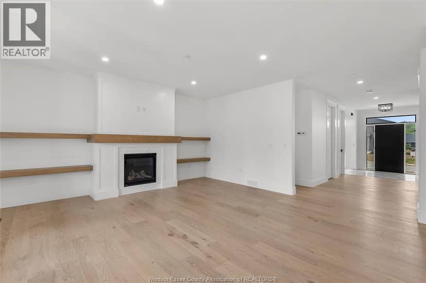 650 Summit Street — photo 7 of 40
