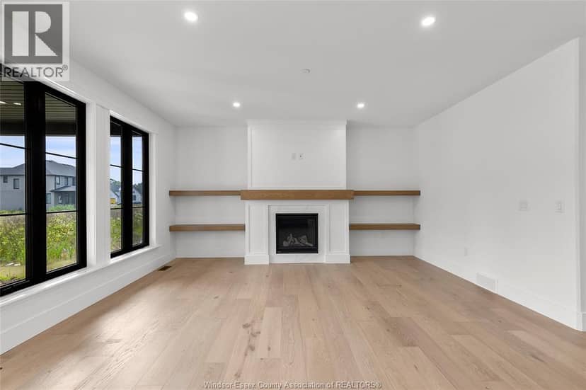 650 Summit Street — photo 9 of 40