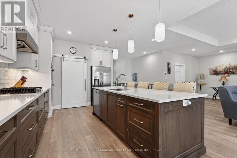 44 Muirfield Drive — photo 15 of 40