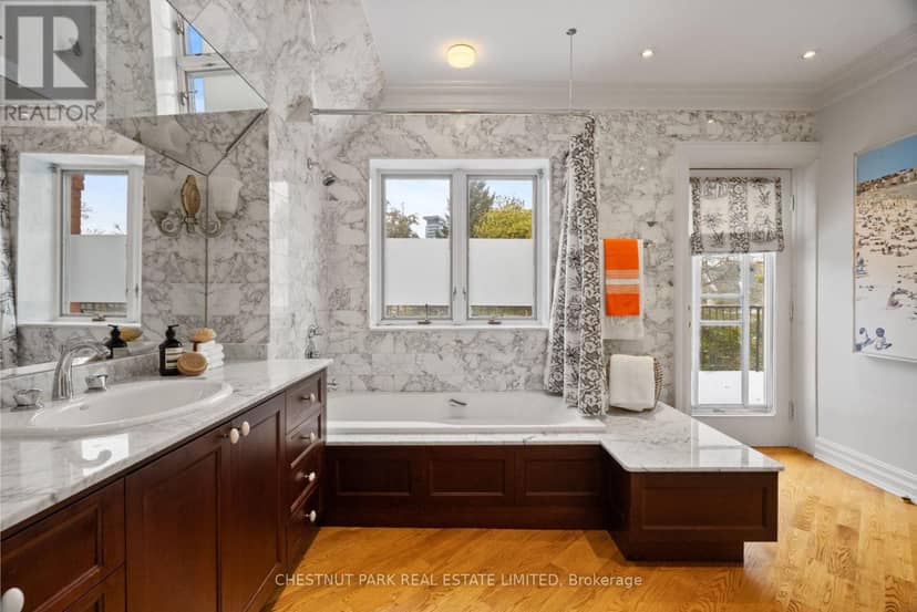46 Lowther Avenue — photo 30 of 37
