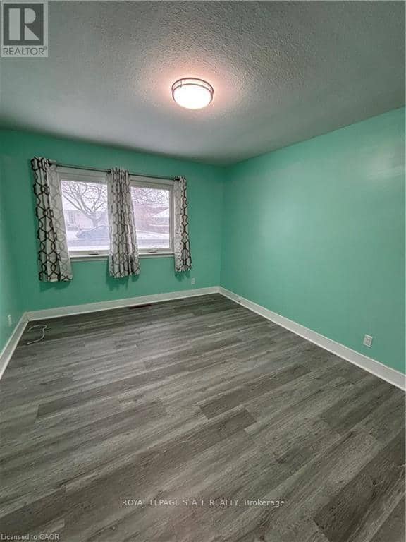 118 Jacobson Avenue — photo 10 of 16