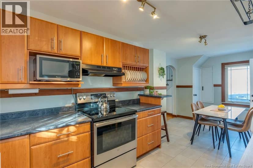 455 Main Street — photo 12 of 40