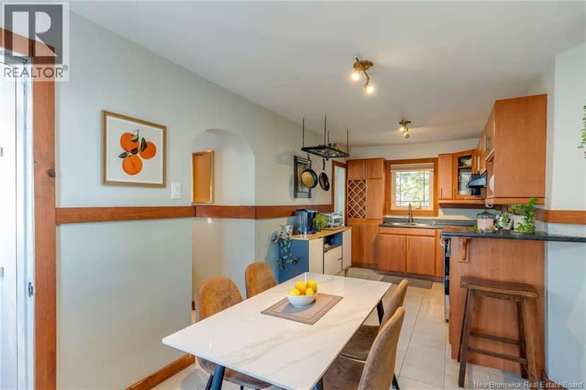 455 Main Street — photo 7 of 40