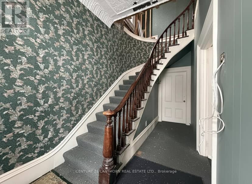 340 Main Street — photo 5 of 15