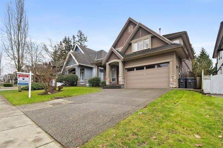 12038 59 AVENUE, Surrey, photo 2