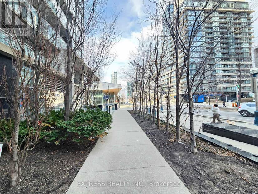 705 - 15 Fort York Boulevard, Toronto, photo 7