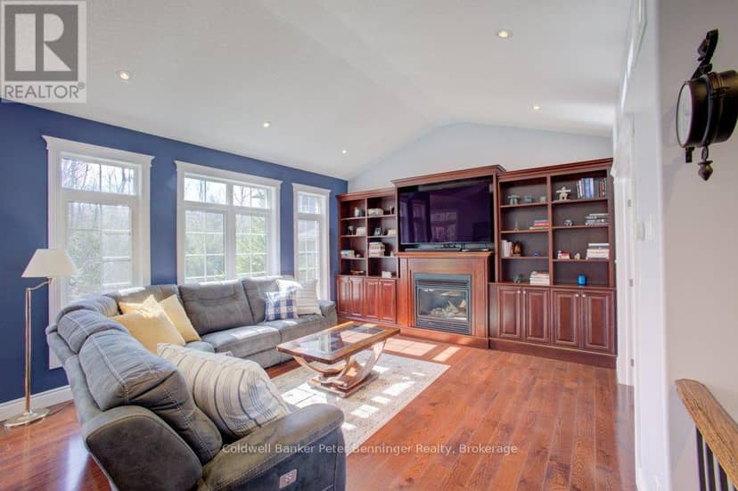 196 Birchwood Avenue — photo 11 of 40