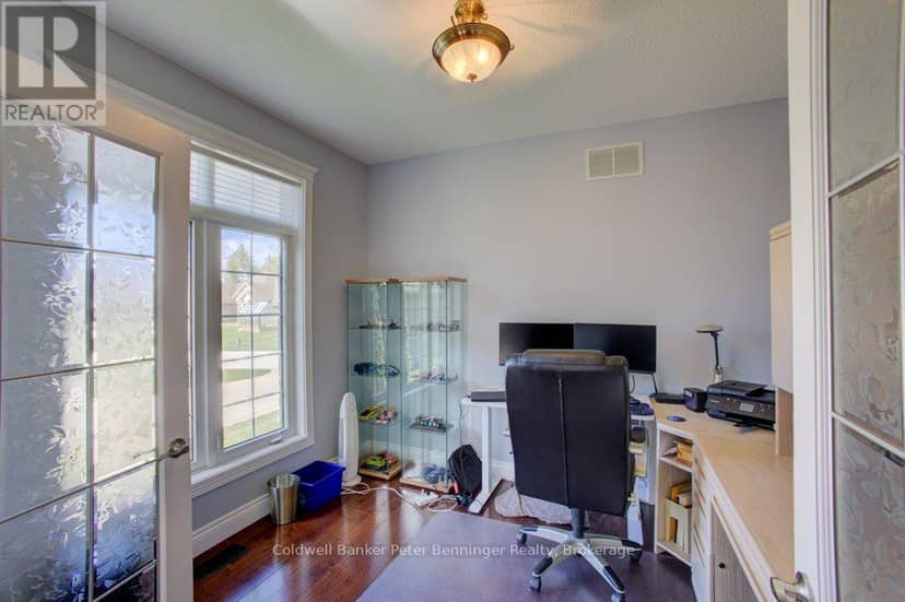 196 Birchwood Avenue — photo 13 of 40