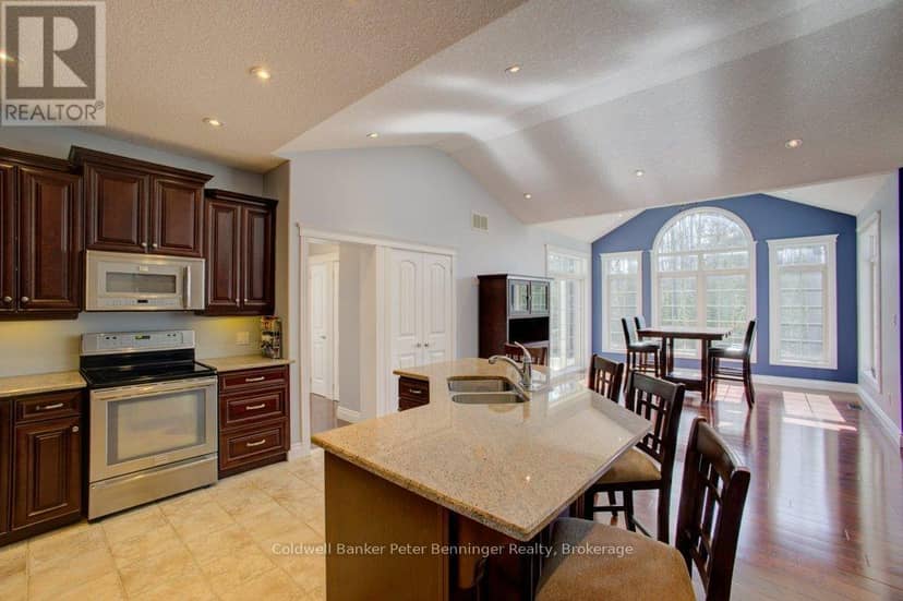 196 Birchwood Avenue — photo 15 of 40