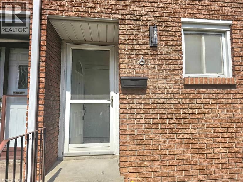 161 BERKINDALE Drive Unit# 6 — photo 15 of 24