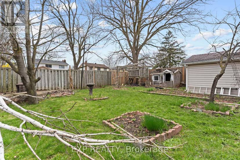 36 Shelley Street — photo 21 of 29