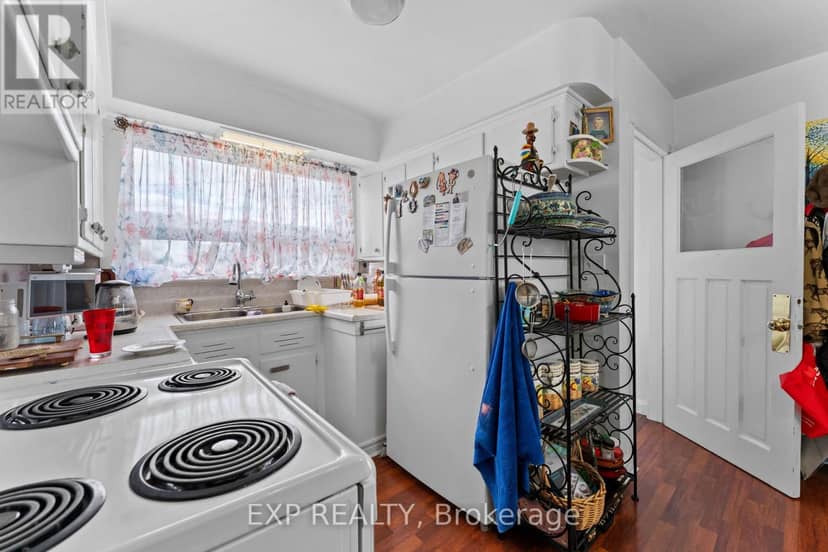 36 Shelley Street — photo 6 of 29
