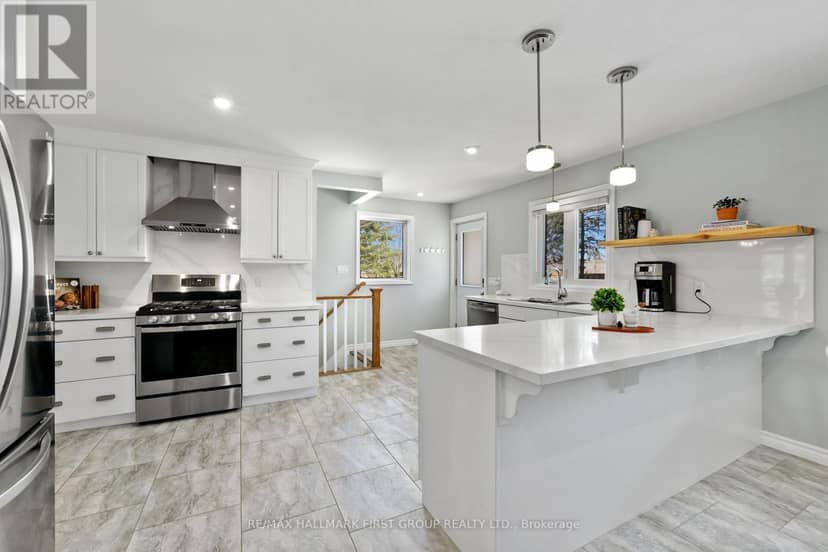 2764 Theatre Road S — photo 10 of 40
