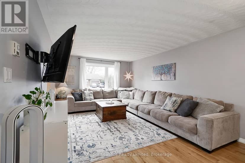 13 Clugston Drive — photo 10 of 40
