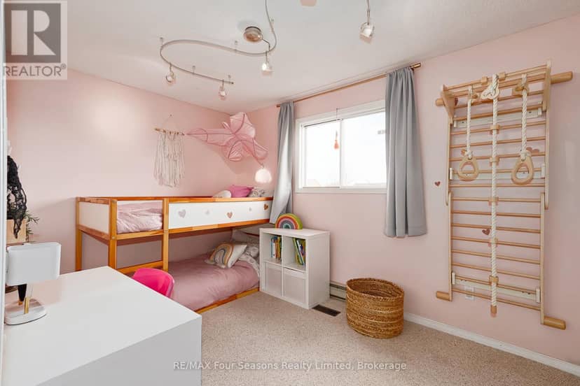 13 Clugston Drive — photo 22 of 40