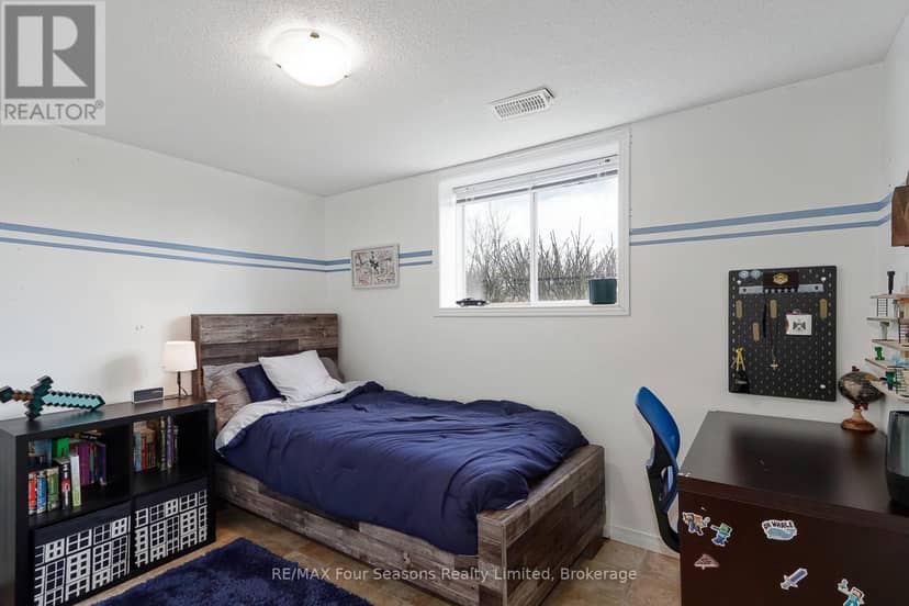 13 Clugston Drive — photo 31 of 40