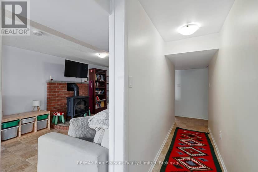 13 Clugston Drive — photo 35 of 40