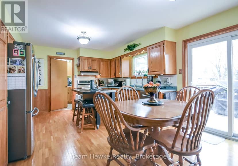 35 Brule Street — photo 11 of 40