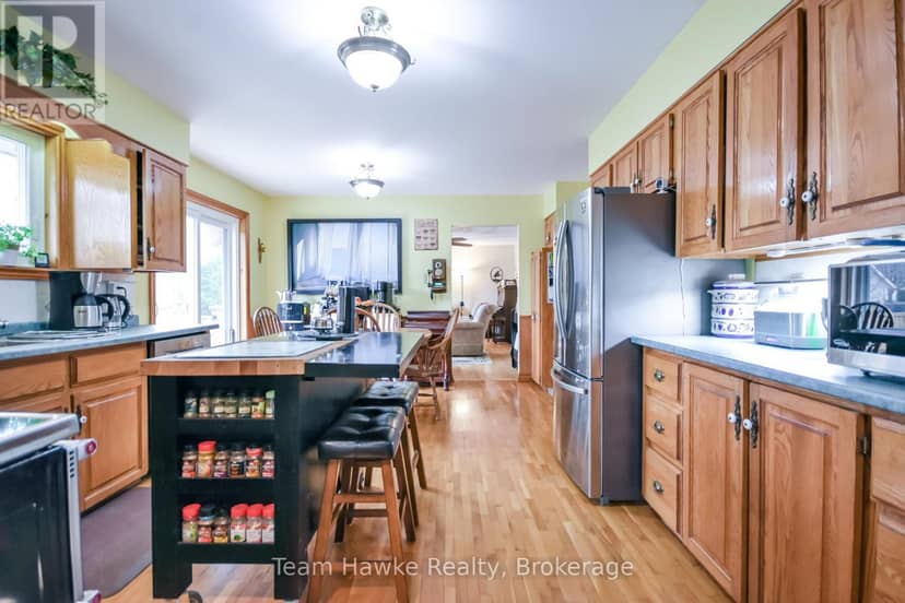 35 Brule Street — photo 9 of 40