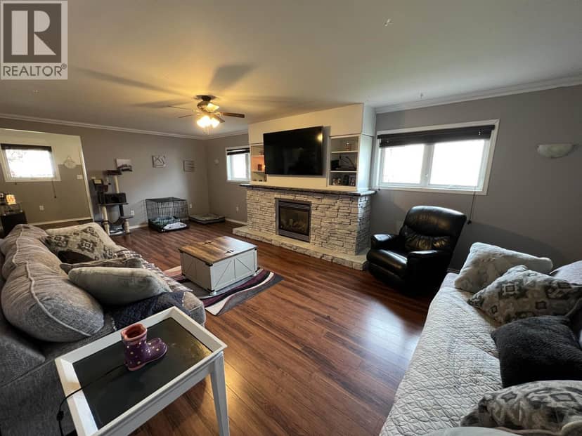 5228 40 STREET, Fort Nelson, photo 6
