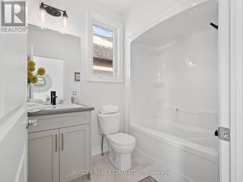 512 Royal Ridge Drive — photo 13 of 14