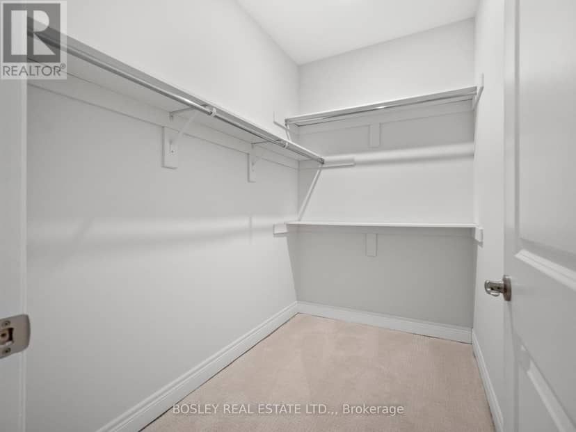 512 Royal Ridge Drive — photo 9 of 14