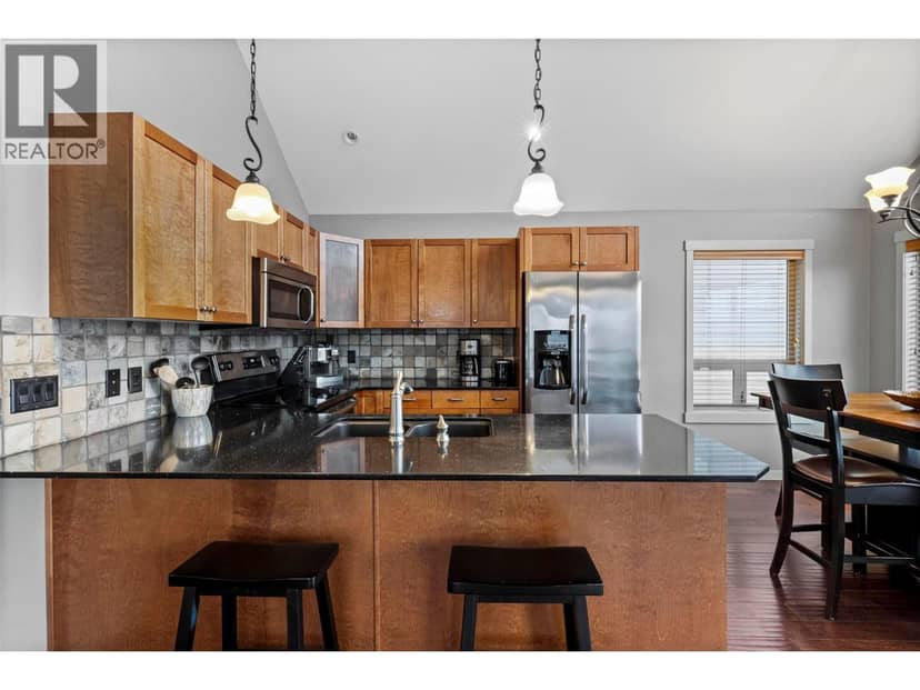 6953 Terazona Drive, Kelowna, photo 4