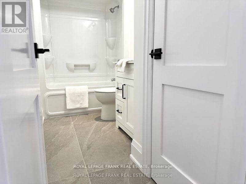6 Pond Street — photo 13 of 25