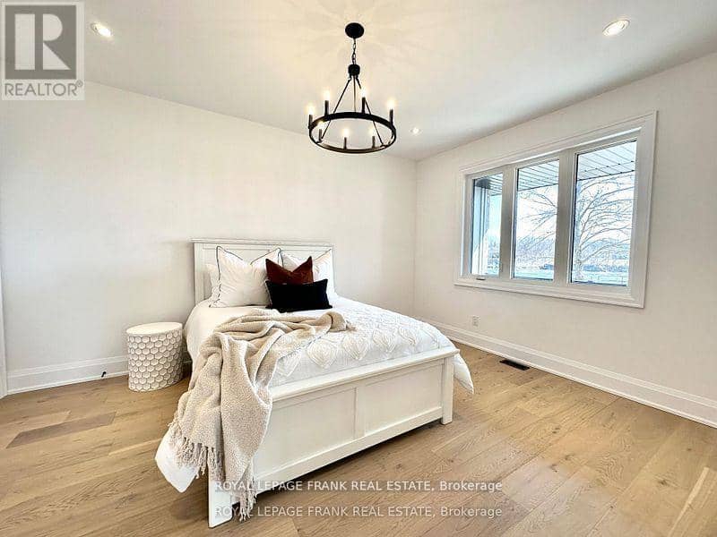 6 Pond Street — photo 14 of 25