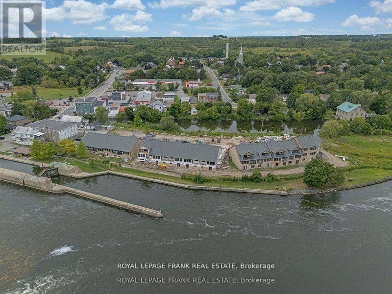 9 Pond Street — photo 11 of 11