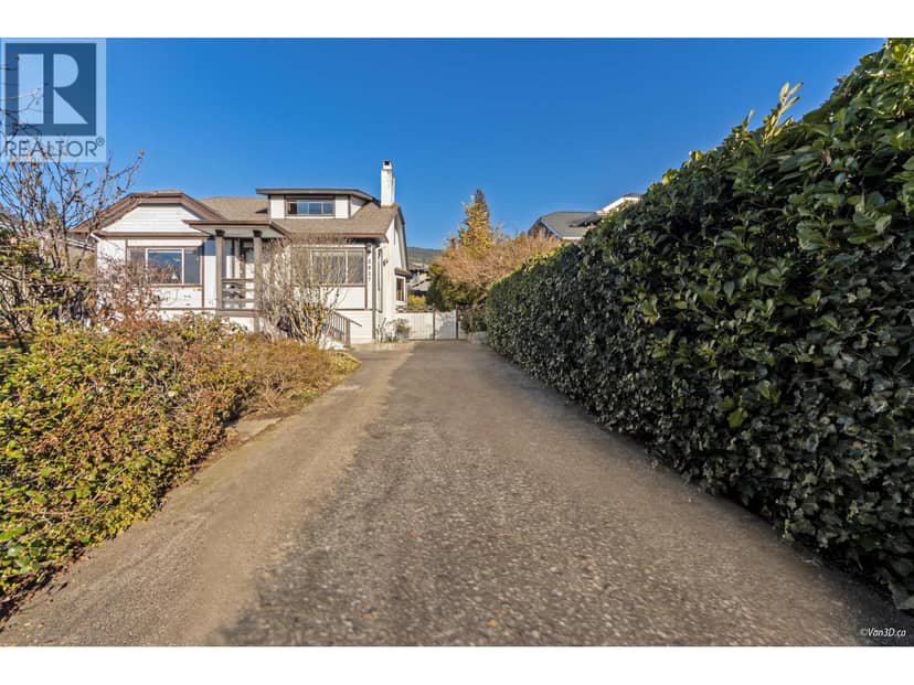 2317 KINGS AVENUE, West Vancouver
