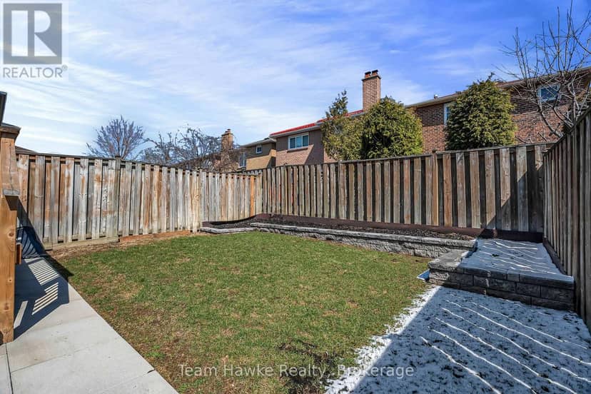 15 White Boulevard — photo 27 of 29