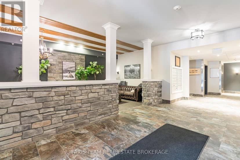 211 - 20 Koda Street, Barrie, photo 5