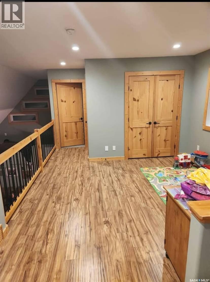 105 Francis STREET — photo 16 of 29