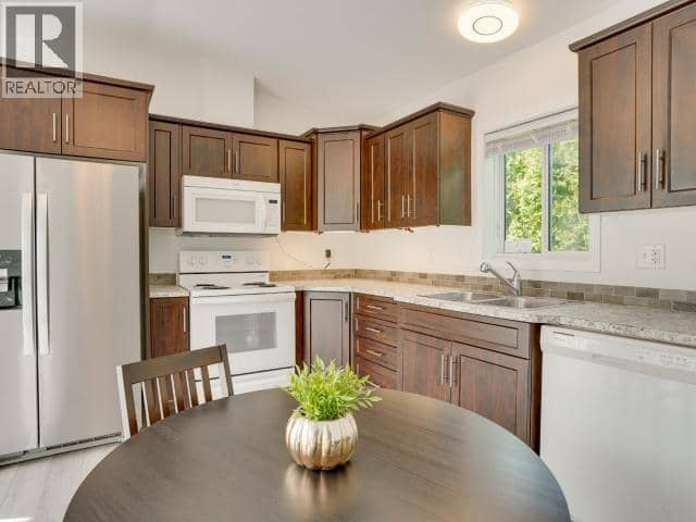 104-8430 SPRINGBROOK ROAD, Powell River, photo 4