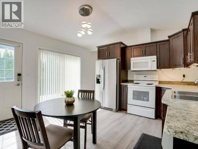 104-8430 SPRINGBROOK ROAD, Powell River, photo 6