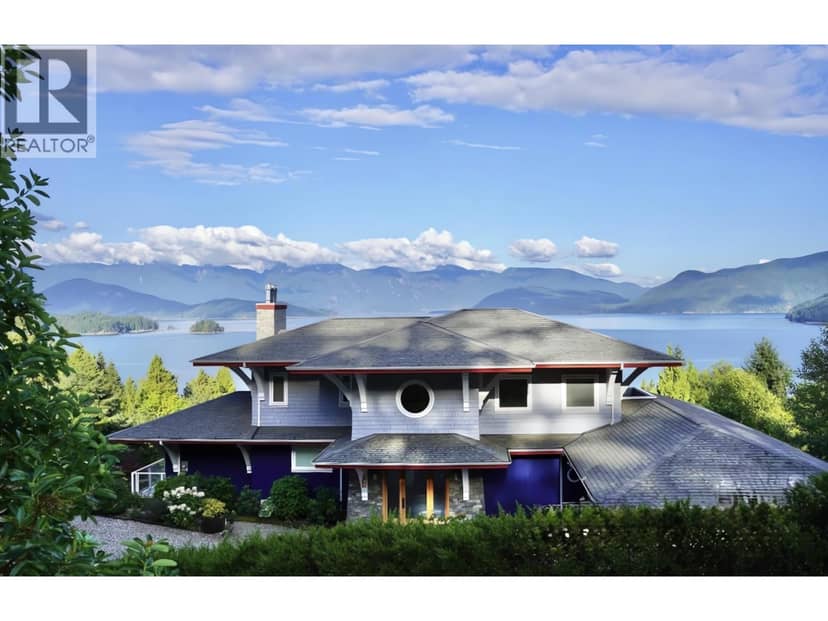 1128 TWIN ISLE DRIVE, Gibsons