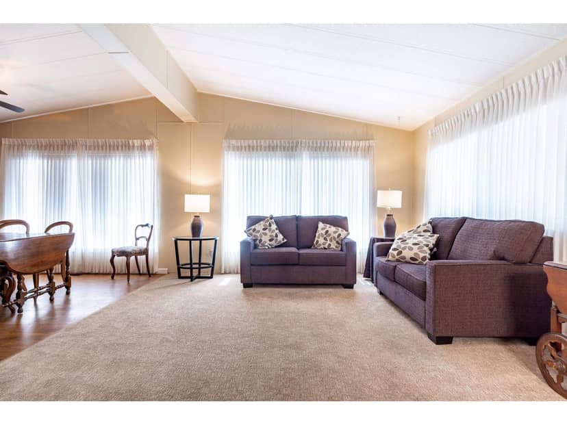 35 2120 KING GEORGE BOULEVARD, Surrey, photo 5