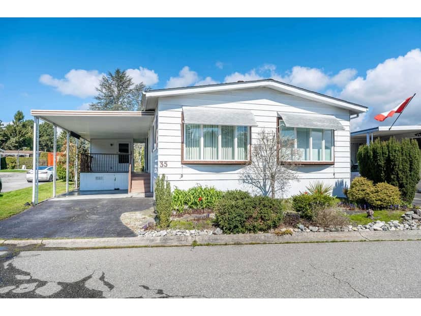 35 2120 KING GEORGE BOULEVARD, Surrey, photo 2