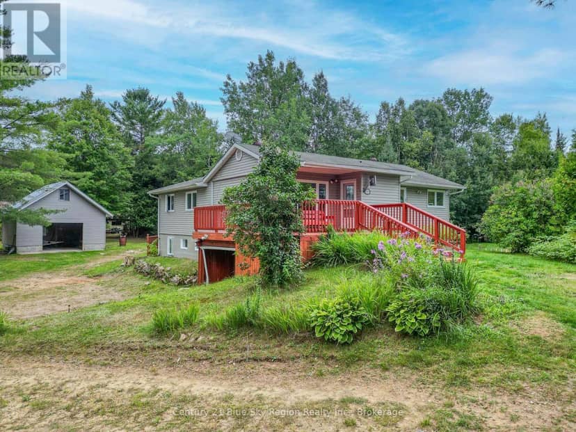 525 Maple Road — photo 9 of 40