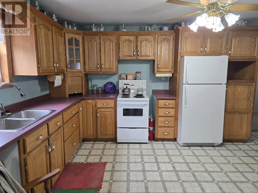 6613 Route 14, Cape Wolfe, photo 3