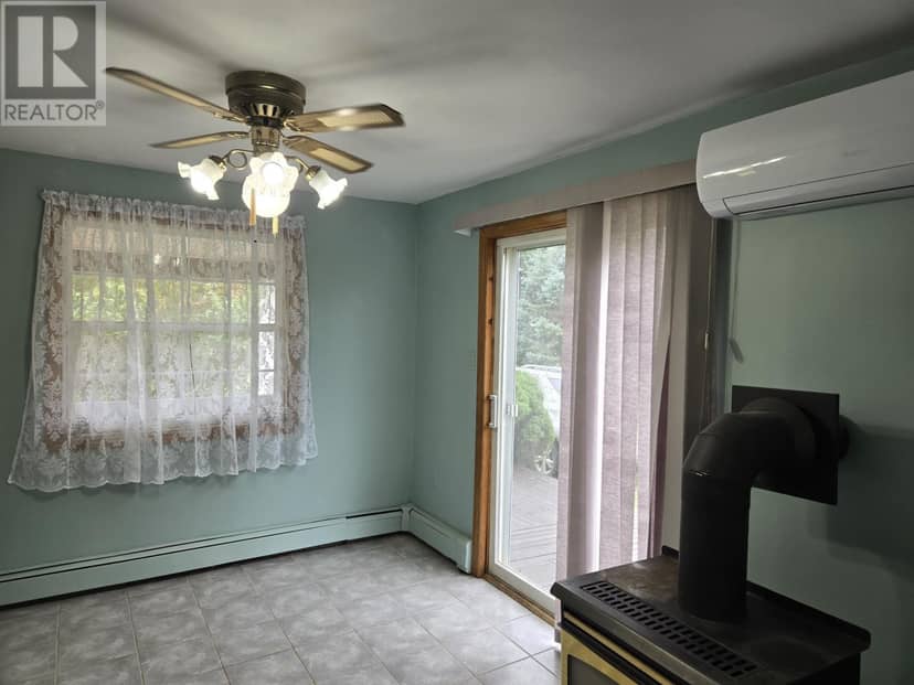 6613 Route 14, Cape Wolfe, photo 8