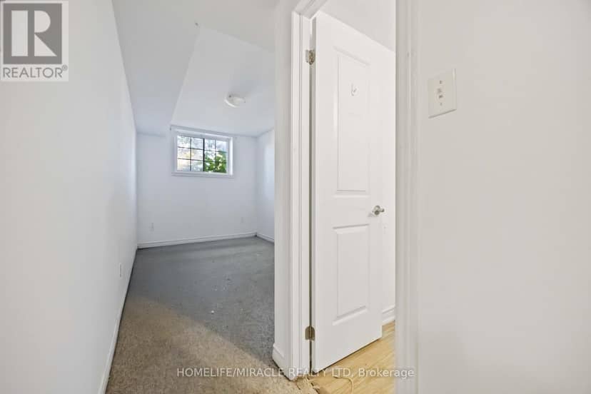 11 - 244 Penetanguishene Road — photo 20 of 35