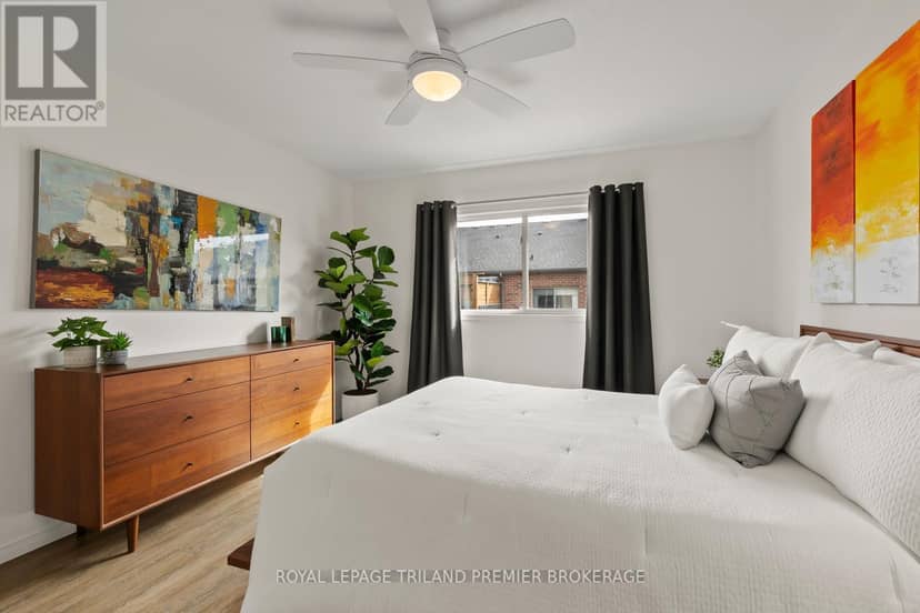20 - 215 North Centre Road — photo 16 of 38