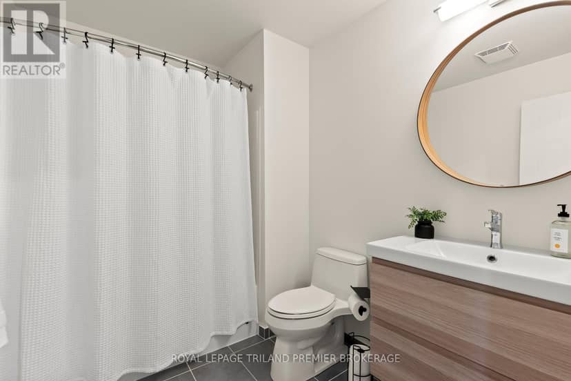 20 - 215 North Centre Road — photo 22 of 38