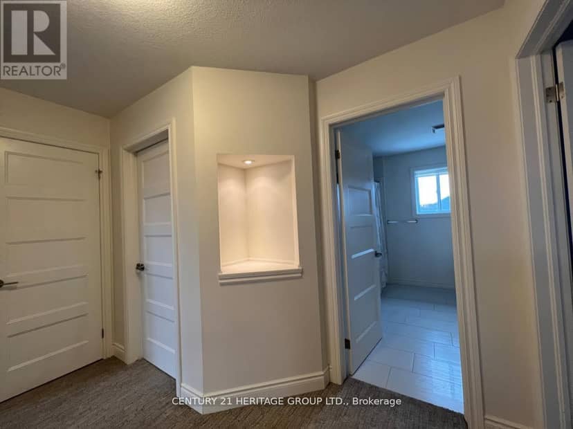 3547 Singleton Avenue — photo 16 of 28
